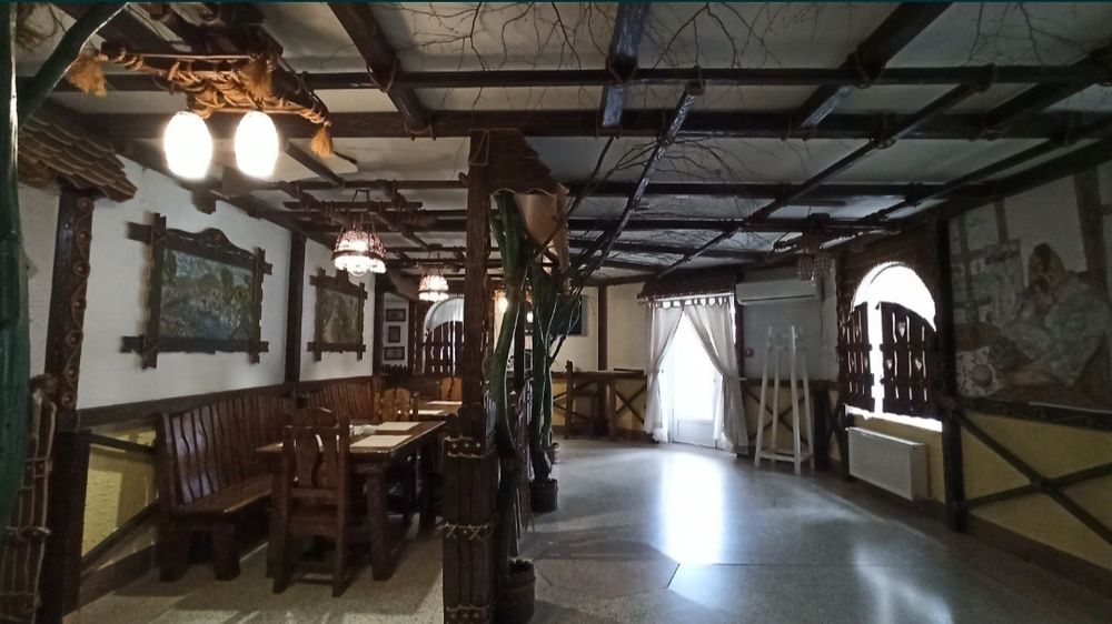 Продається готельно-рестораний комплекс.