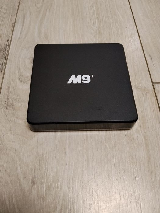 Смарт ТВ приставка М9+