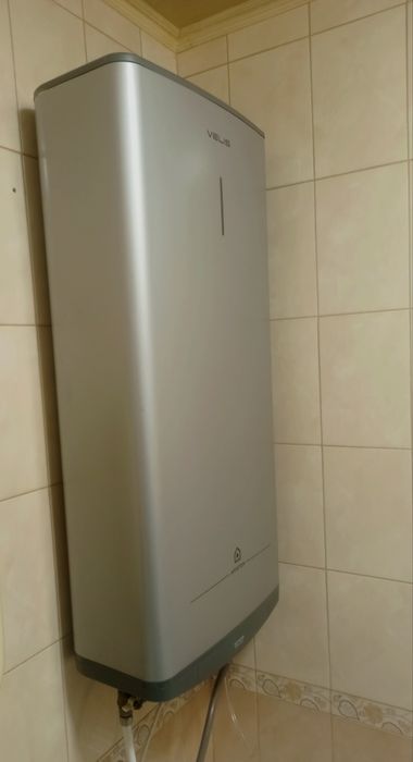 Бойлер ,потік бак