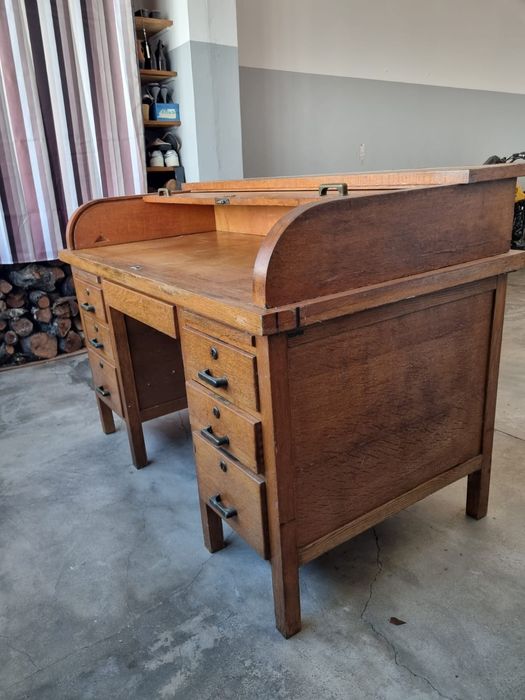 Secretária Olaio com esteira