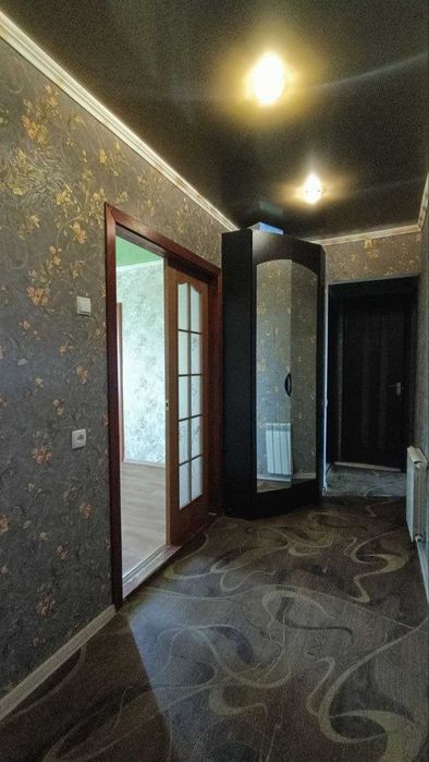 Продаж 3 кімнатної квартири КАРАЧУНИ