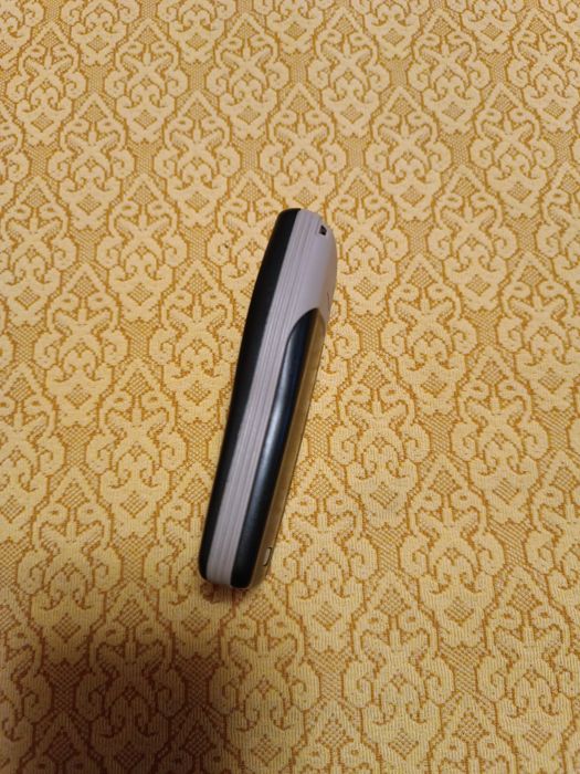 Телефон Nokia 1100 Germany.