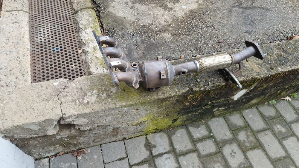 Katalizator Ford focus mk3 1.6 Duratec benzyna