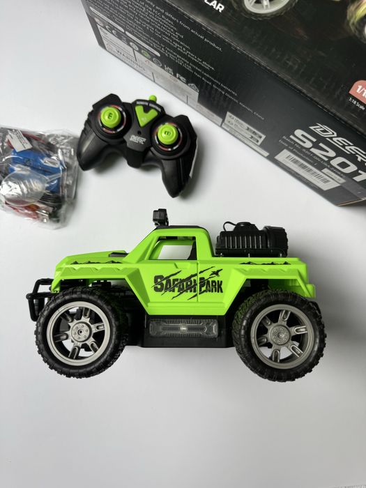 Nowy samochod 4 x naped swiatla led Safari