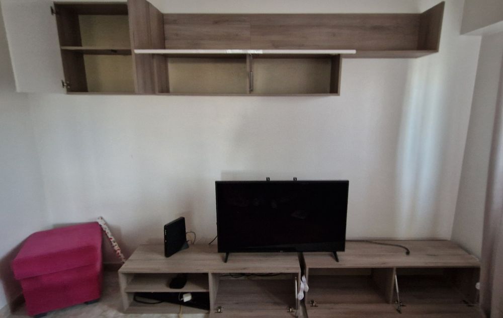 Móvel TV Conforama 260 cm | Modular, como novo