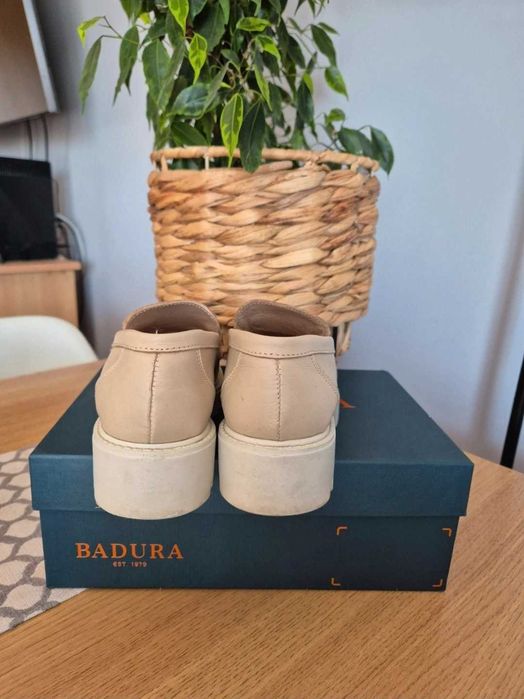 Loafersy Badura, 36