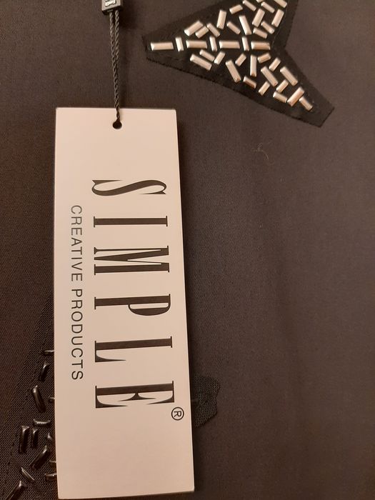Świetna czarna spódnica Simple 42 nowa