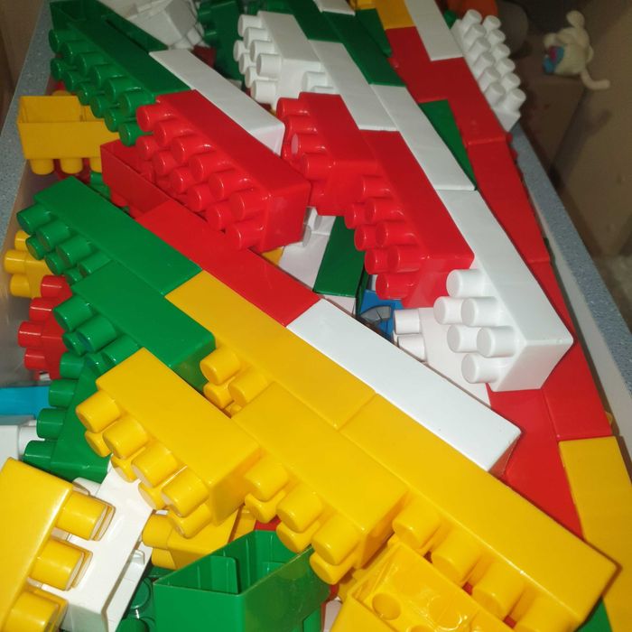 Конструктори техно