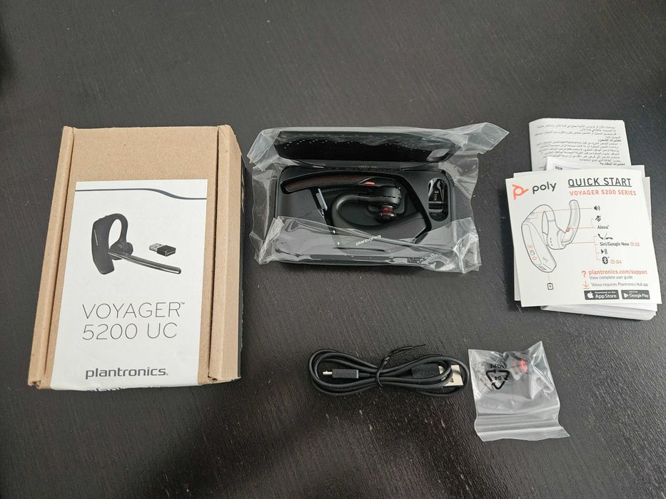 Auricular Bluetooth Plantronics Voyager 5200 UC - Novo