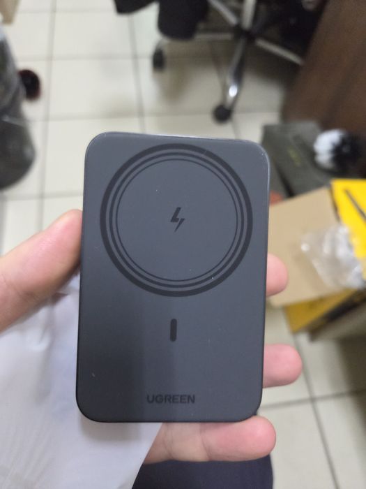 Новый Магнитный Magsafe Павербанк Ugreen PB561 10000 mAh 20 Вт