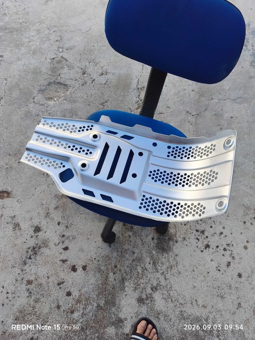Material cf moto MT 800