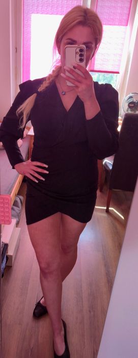 Czarna przekładana elegancka sukienka S/M