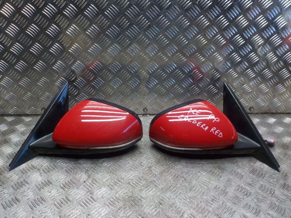 JAGUAR XE LUSTERKO LEWE 15 PIN LUB PRAWE 14 PIN WERSJA ANGIELSKA KOLOR CALDERA RED