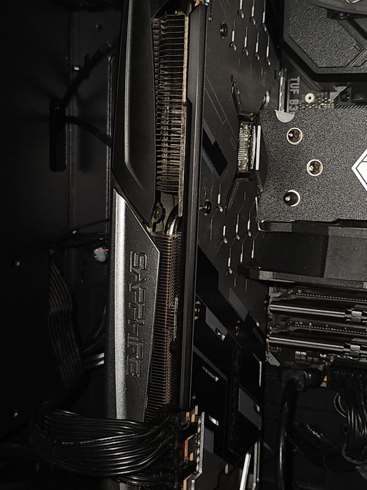 Продам rx5700xt sapphire nitro +