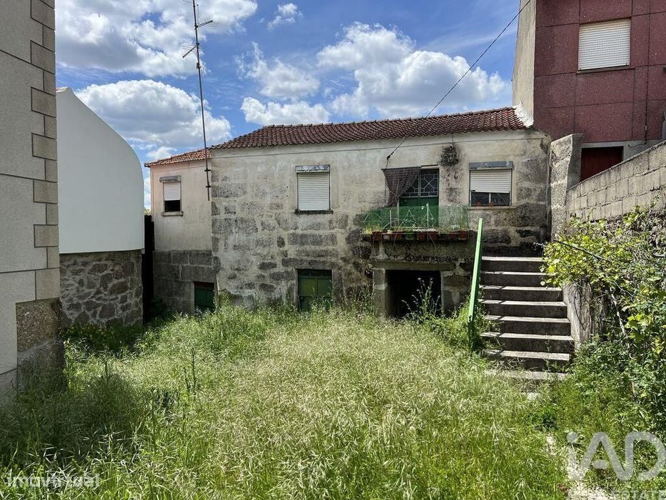 Casa / Villa T2 em Pousade e Albardo de 178,00 m2