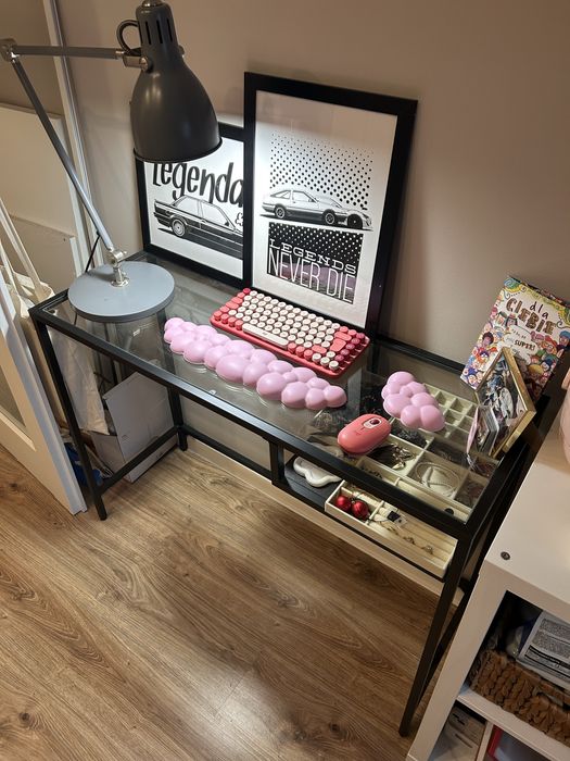 Stolik biurko toaletka konsola Vittsjo Ikea