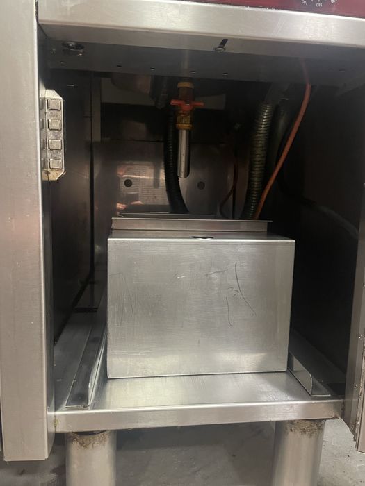 Fritadeira Profissional Charvet – 1 Cuba (15–18L) com Armário