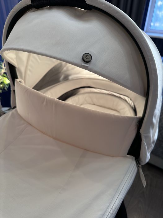 Коляска Cybex Priam біла