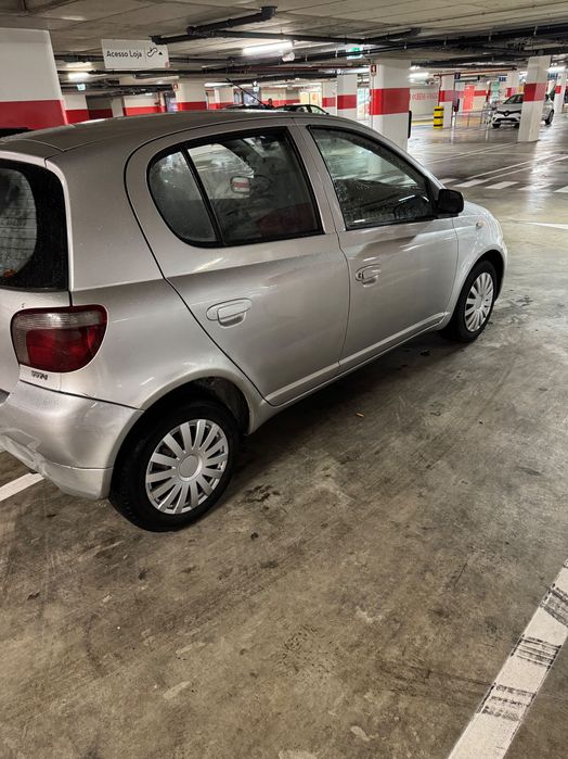 Toyota yaris 1.0 gasolina