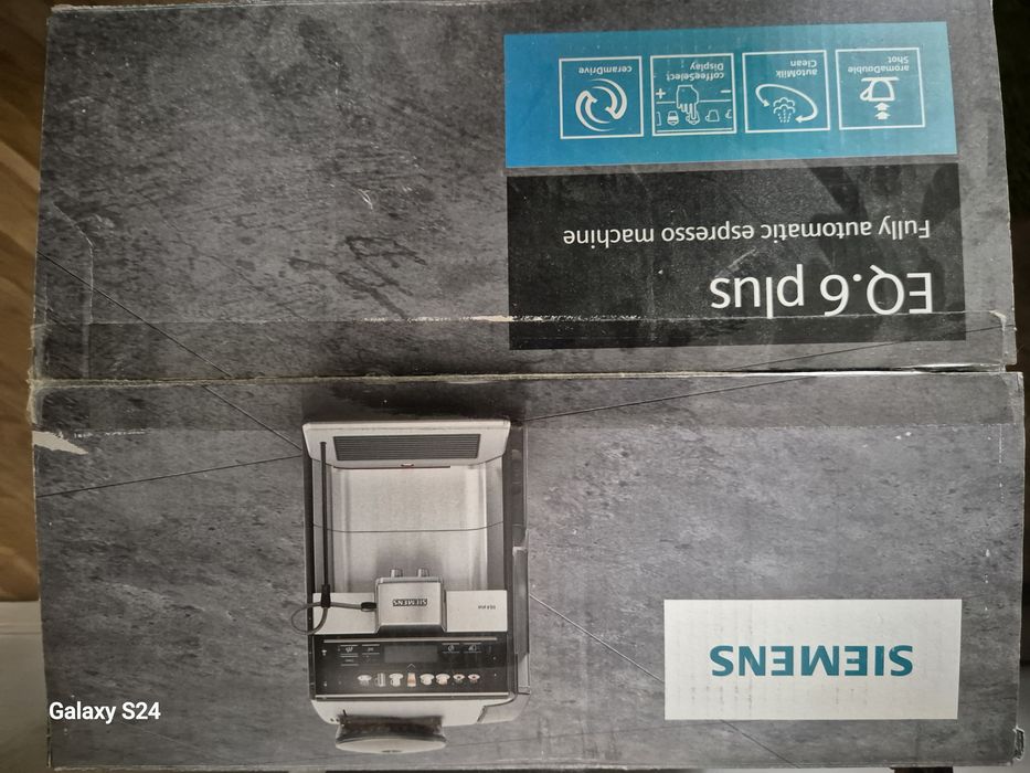 Автоматична кавомашина Siemens EQ.6 PLUS