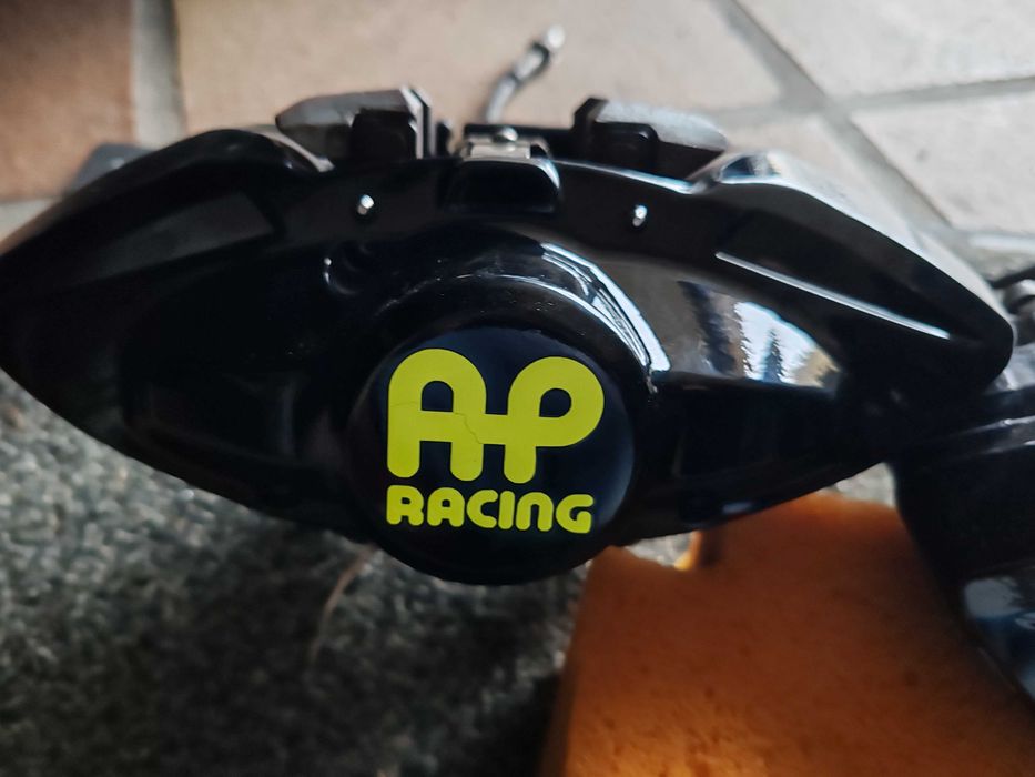 Sistema de Travagem AP Racing BMW335d (Para as 2Rodas)