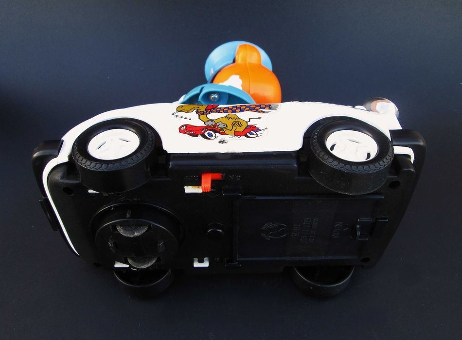Antigo Brinquedo a Pilhas CARTOON CAR feito por SON AI TOYS Taiwan