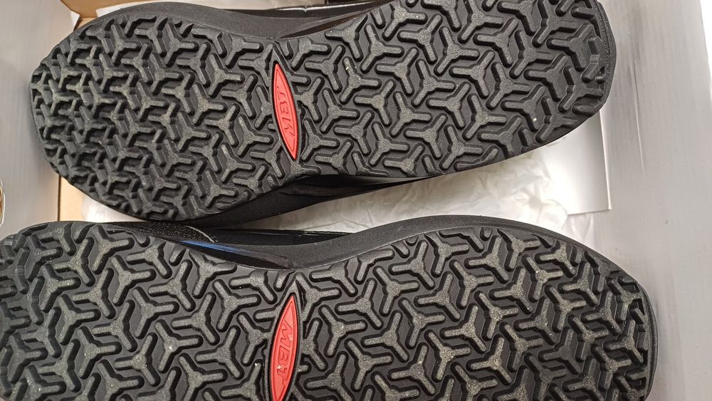 Sapatos MBT Baridi W - Tamanho 38 - NOVOS (Nunca usados)