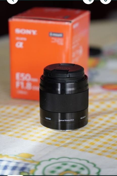 Lente Sony 50mm f/1.8 OSS