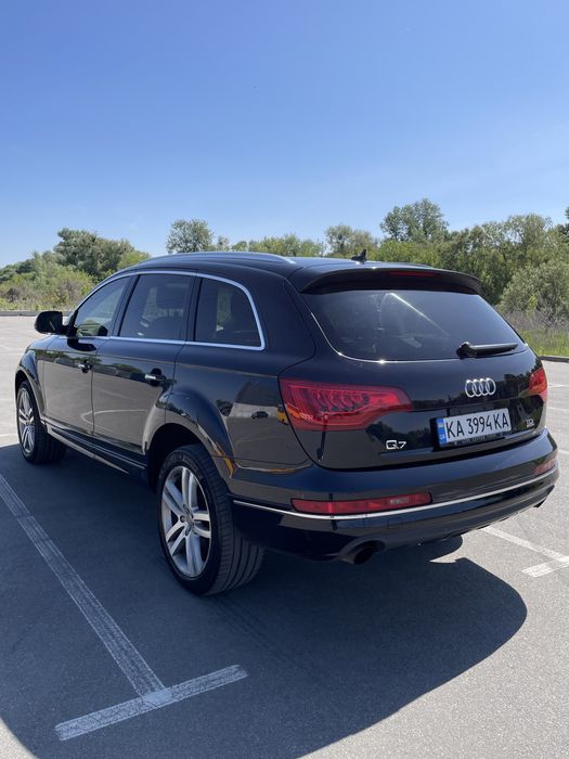 Продам Audi Q7 2010 року