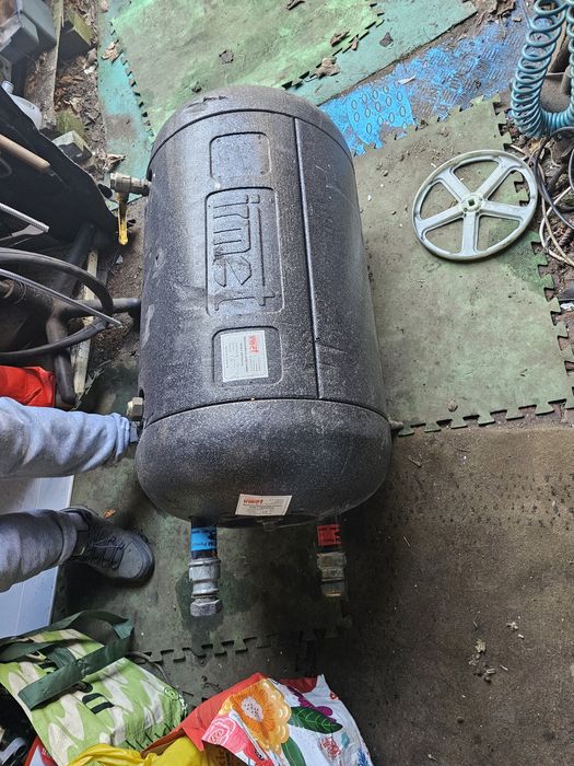 Bojler z wężownica 80l