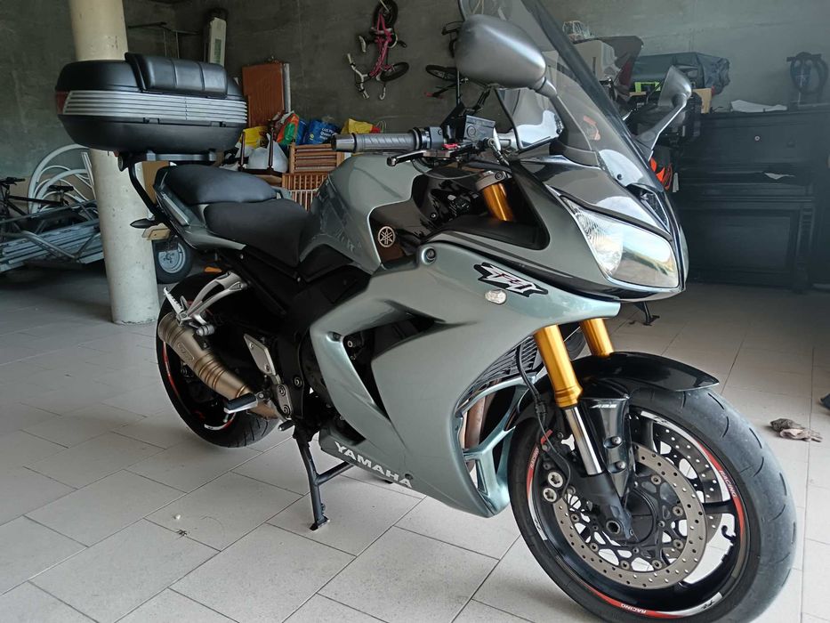 Yamaha FZ1 Fazer 1000 | Junho 2007 | 56.000 km | Extras | 4.000€