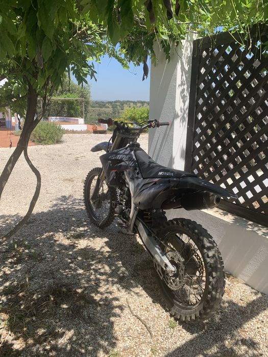 Honda crf 450.