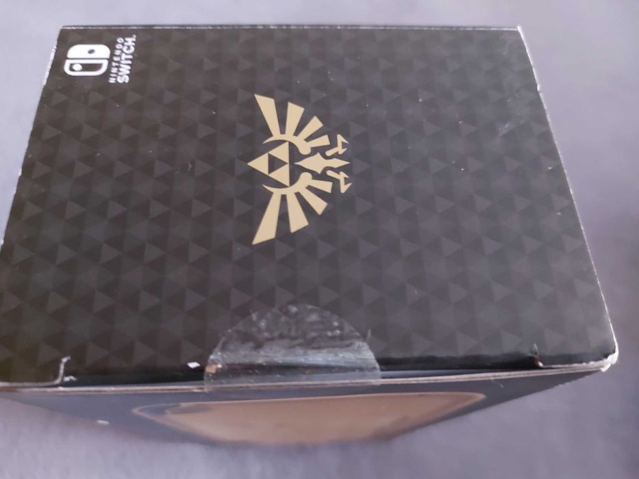 Nintendo Switch Lite Hyrule Edition