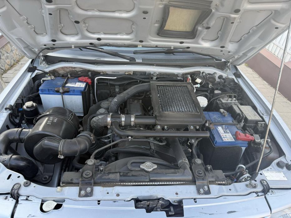 Продам Mitsubishi Pajero Sport