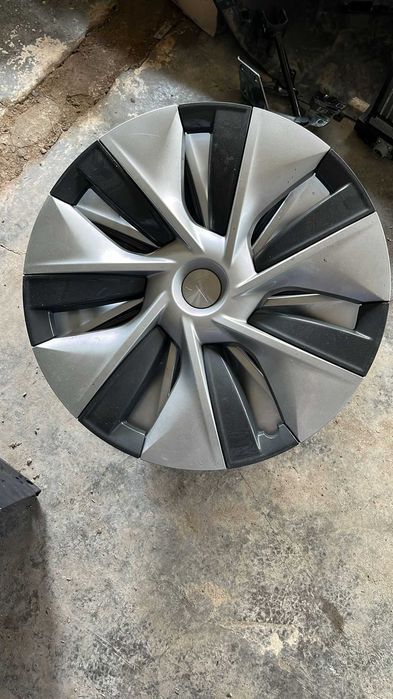 Tampas de roda Tesla R19
