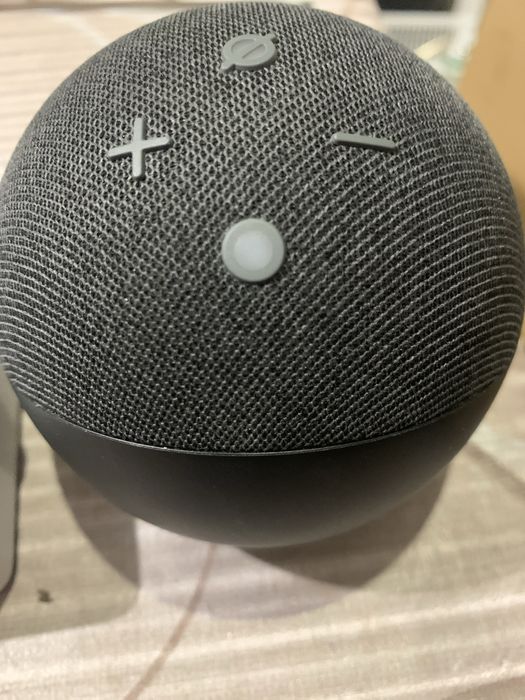 Вумна колонка Amazon