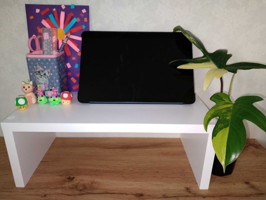 Поличка в дитячу кімнату, дуже гарно виглядає, 70×15см