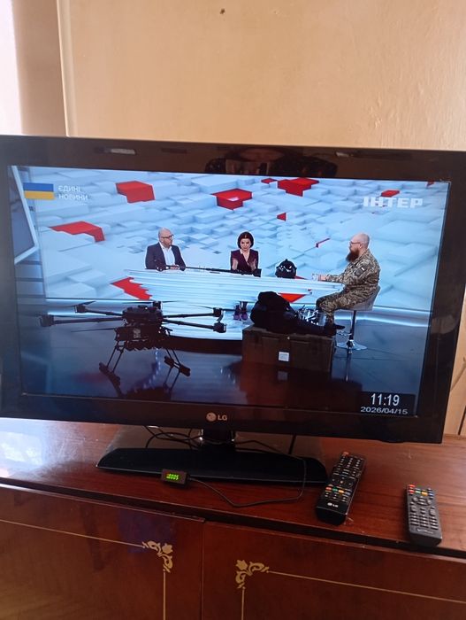 Телевизор Lg  1500 грвн