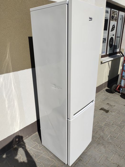 Холодильник BEKO З Європи.  180 cm . З документами, як новий