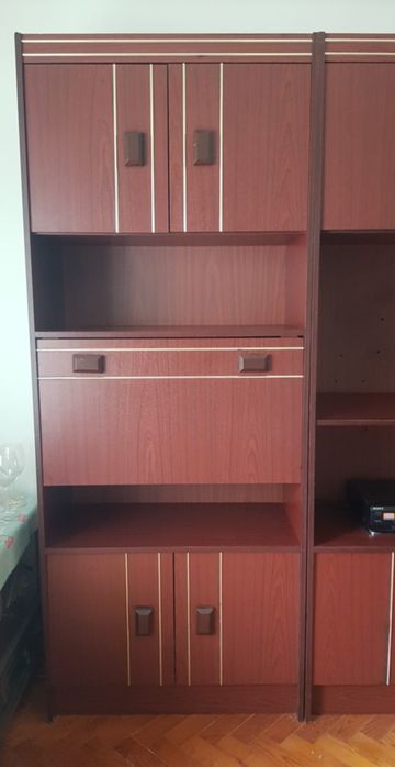 Móvel de sala composto por 3 módulos independentes