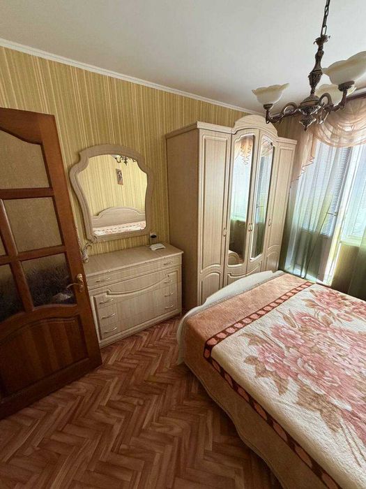 Продам 3-х комн. квартиру, р-н Центр