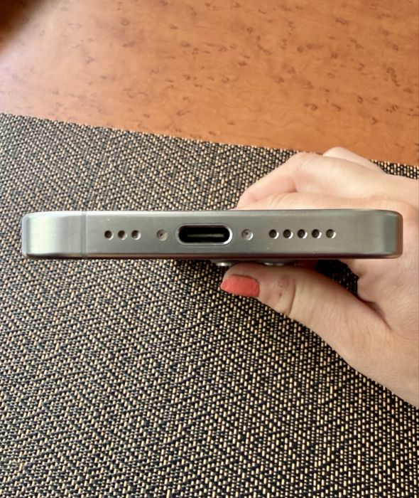 Telefon Apple iPhone 15 PRO