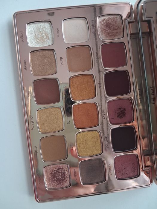 Tarte piękna paleta cieni do powiek