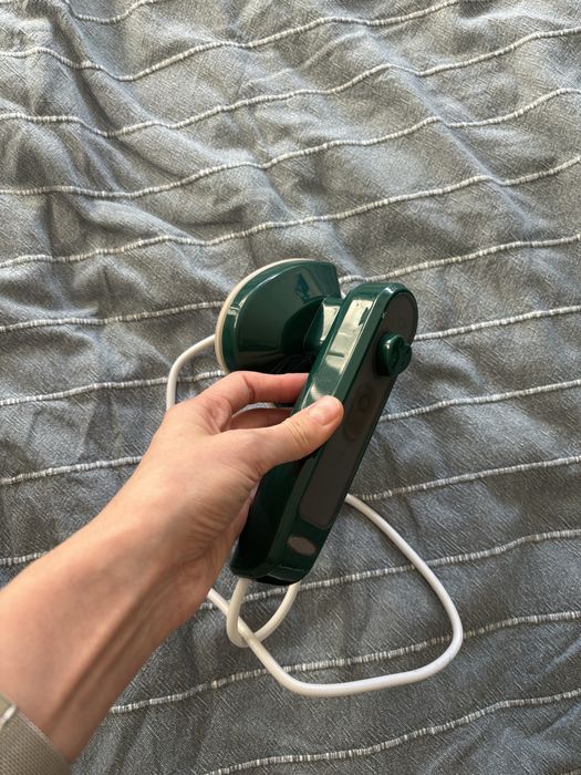 Mini ferro de viagem