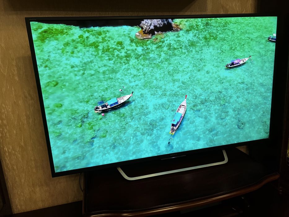 Продам телевизор Sony KD-55XD7005 SmartTV, 4 K