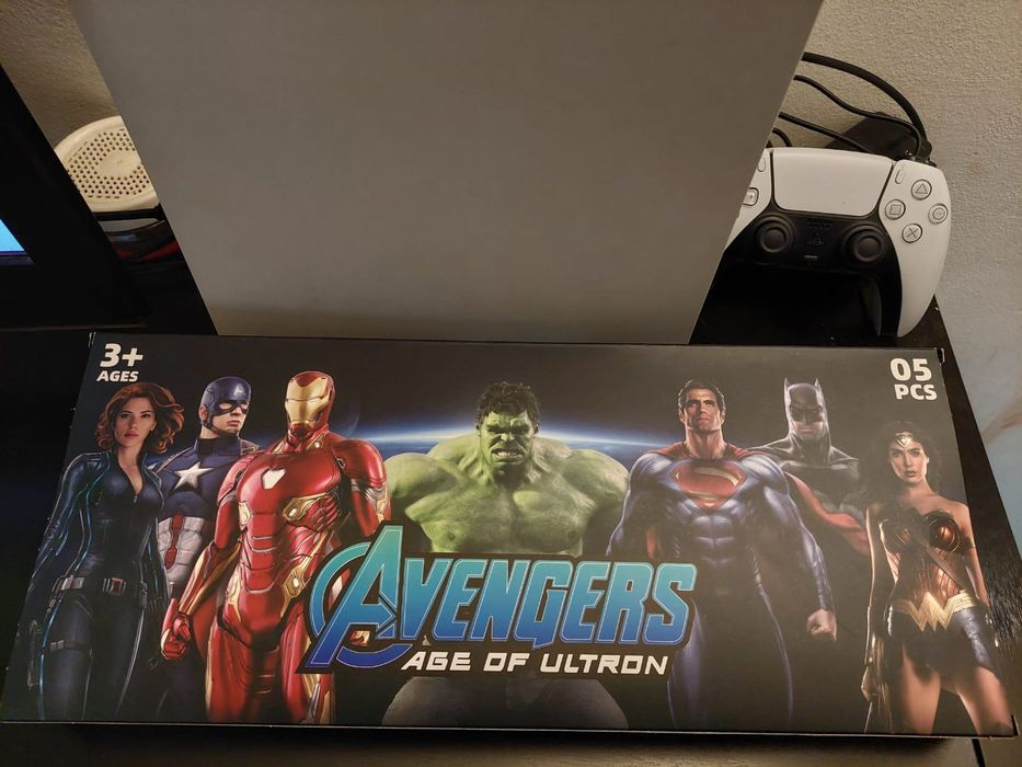 Conjunto Figuras de Ação Super Heróis - Marvel Vingadores & DC Liga da