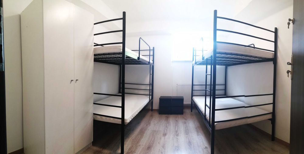 Хостел, комнаты, район WLOCHY (ul. Jantar). 2-3-4 местные. Pokoje hostel