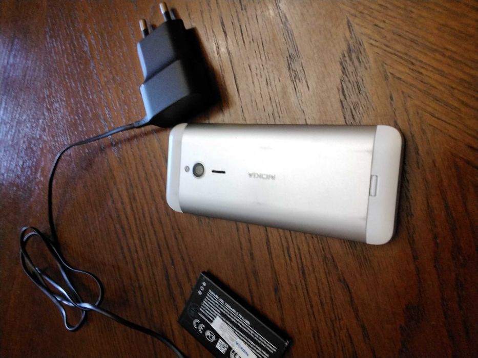 Nokia RM-1172 мобільний телефон
