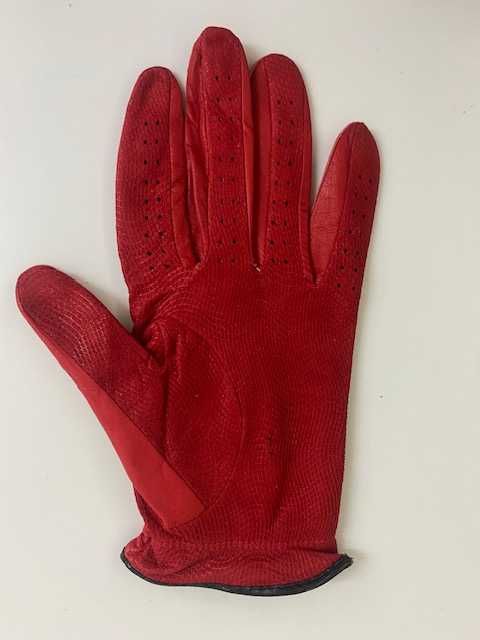 Luvas de Golf - antigas mas nunca usadas