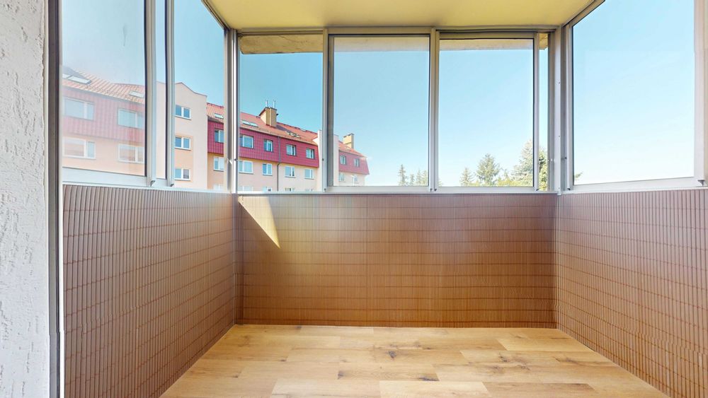 3 pokoje, ok75m2 z balkonem i garażem